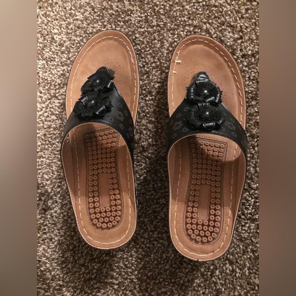 Black sandal